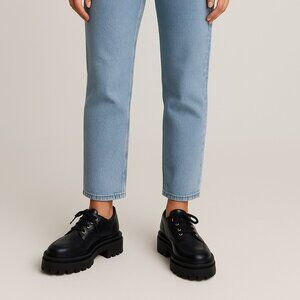 SCHUTZ Bethie Lug Sole Leather Derby Black size 9B medium width lace-up platform